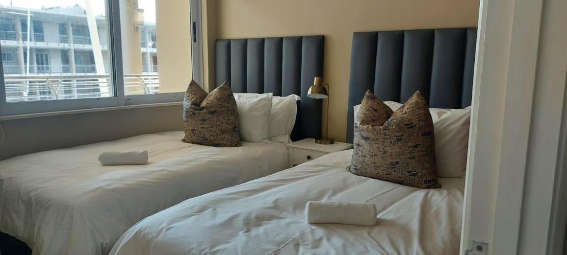 Appartement Ocean Sunrise At The Sails - Durban Point Waterfront Extérieur photo